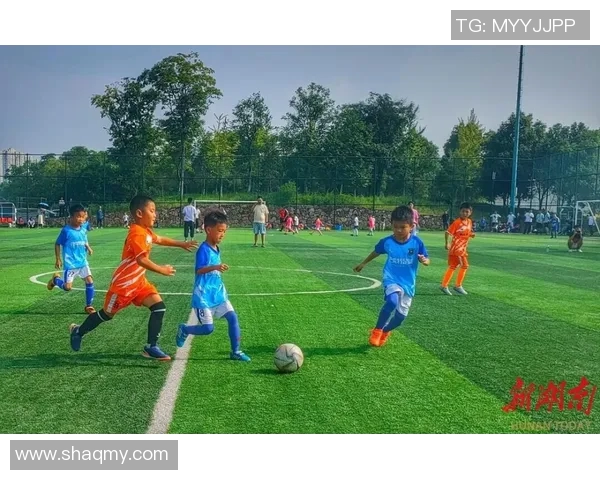 足球运动的魅力与影响力探讨如何提升青少年参与热情与技能发展